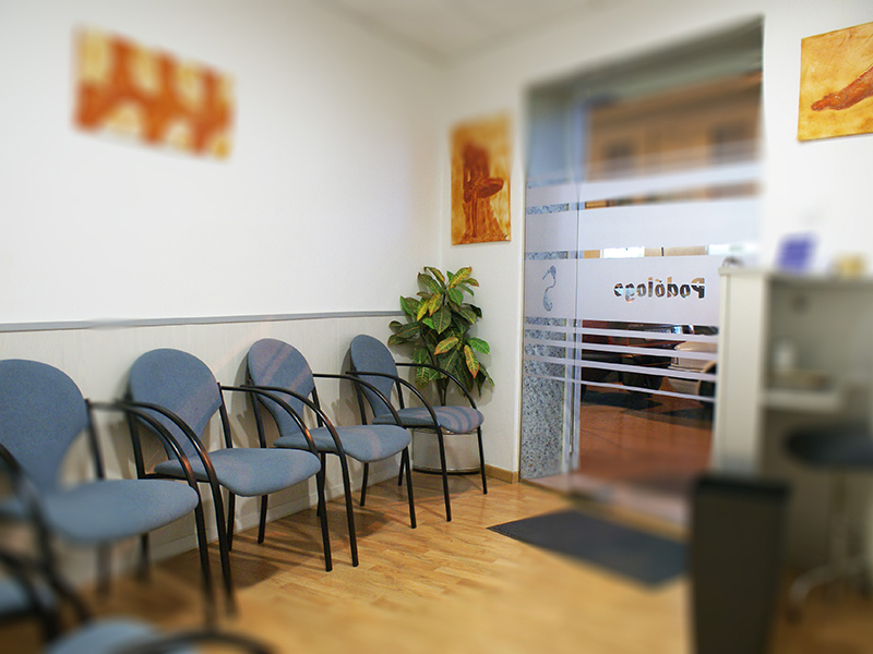 Nuestras instalaciones de podología en Castellón de la Plana cuentan con todas las comodidades para el paciente.